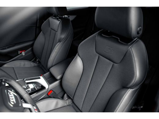 Audi A4 Avant 35 TFSI S edition Competition ActivLease financial lease