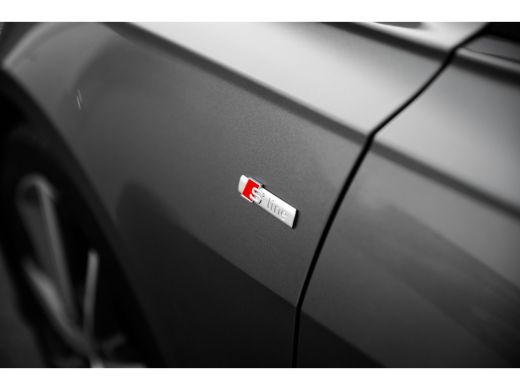 Audi A6 Avant 40 TFSI S edition Competition ActivLease financial lease
