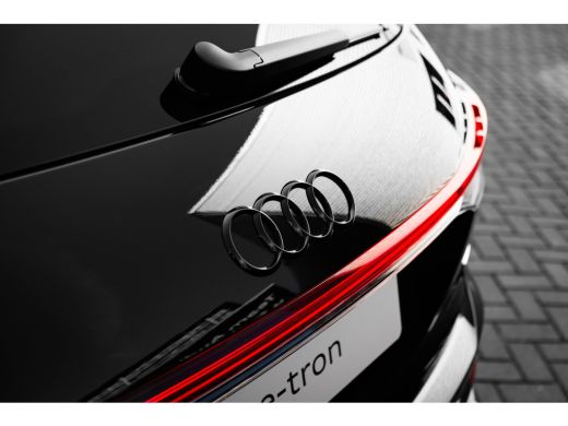 Audi Q4 e-tron 45 quattro S edition 82 kWh ActivLease financial lease