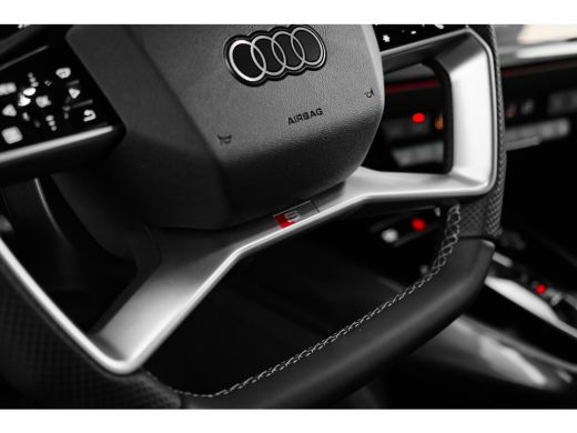 Audi Q4 e-tron 45 quattro S edition 82 kWh ActivLease financial lease