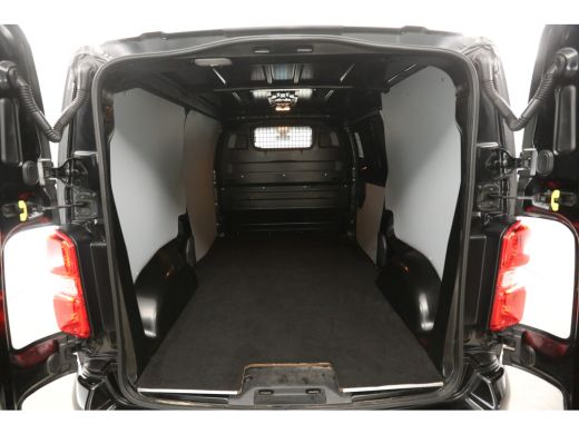 Citroën Jumpy 2.0 BlueHDI L2H1 180PK Automaat Airco Cruise Camera Carplay Head-Up Navi PDC LED Elektrpakket Tre... ActivLease financial lease