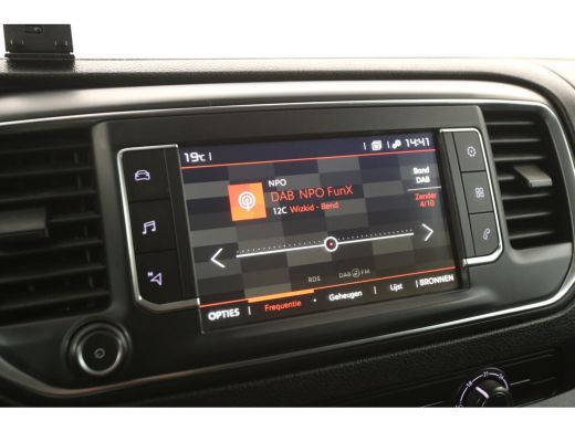 Citroën Jumpy 2.0 BlueHDI L2H1 Automaat Airco Camera Cruise Carplay Navigatie PDC 3 Persoons Trekhaak ActivLease financial lease