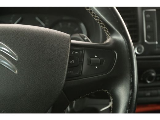 Citroën Jumpy 2.0 BlueHDI L2H1 Automaat Airco Camera Cruise Carplay Navigatie PDC 3 Persoons Trekhaak ActivLease financial lease
