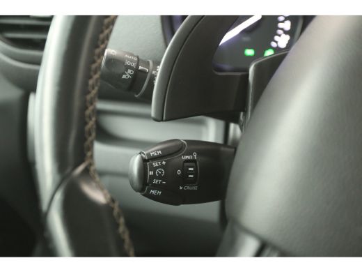 Citroën Jumpy 2.0 BlueHDI L2H1 Automaat Airco Camera Cruise Carplay Navigatie PDC 3 Persoons Trekhaak ActivLease financial lease