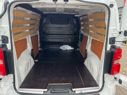 Citroën Jumpy 2.0 BlueHDI 120 M Driver Euro6 123 pk 2.500kg trekgewicht , Navigatie , Camera achter , Dodehoekd... ActivLease financial lease