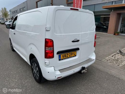 Citroën Jumpy 2.0 BlueHDI 120 M Driver Euro6 123 pk 2.500kg trekgewicht , Navigatie , Camera achter , Dodehoekd... ActivLease financial lease