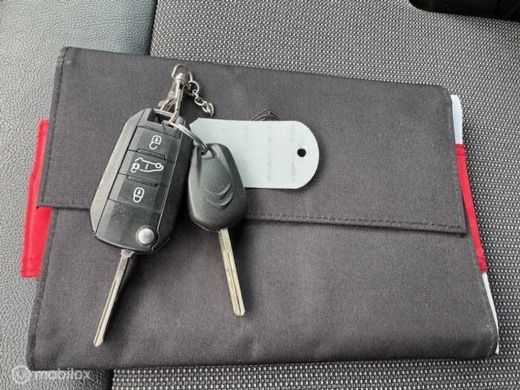 Citroën Jumpy 2.0 BlueHDI 120 M Driver Euro6 123 pk 2.500kg trekgewicht , Navigatie , Camera achter , Dodehoekd... ActivLease financial lease