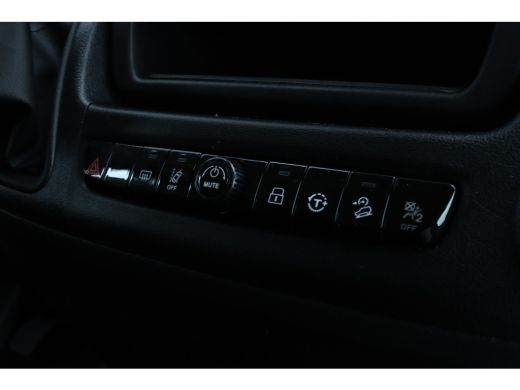 Fiat Ducato 2.2 MultiJet 140 pk S&S L3H2 3.3t | € 9.972,- Voorraad Voordeel | 3,9% Financial Lease | Navigati... ActivLease financial lease