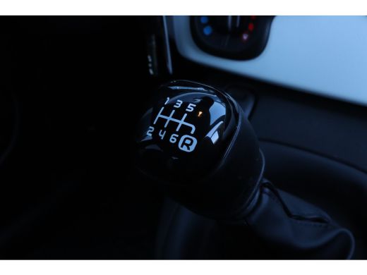 Fiat Panda 1.0 Hybrid Pandina | Cruise Control | Carplay | Sensoren | LMV | Carplay | Airco ActivLease financial lease