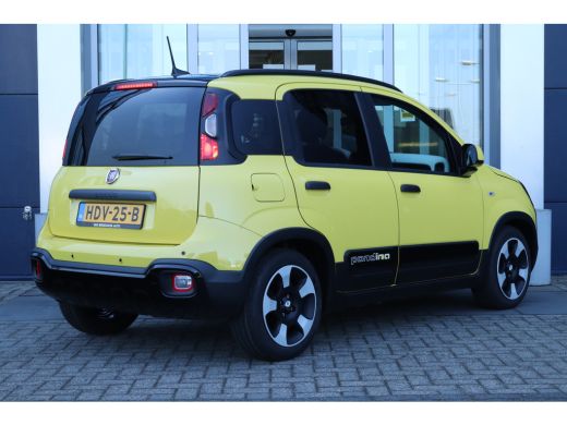 Fiat Panda 1.0 Hybrid Pandina | Cruise Control | Carplay | Sensoren | LMV | Carplay | Airco ActivLease financial lease