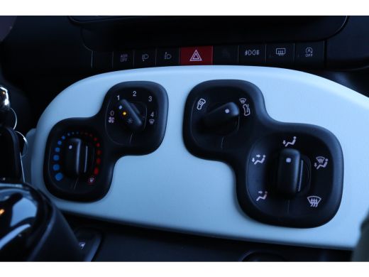 Fiat Panda 1.0 Hybrid Pandina | Cruise Control | Carplay | Sensoren | LMV | Carplay | Airco ActivLease financial lease