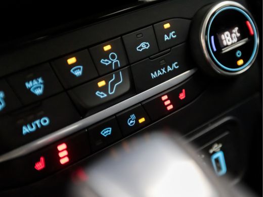 Ford EcoSport 1.0 EcoBoost Titanium Automaat (APPLE CARPLAY, GROOT NAVI, LEDER, STUUR/STOELVERWARMING, BANG&OLU... ActivLease financial lease