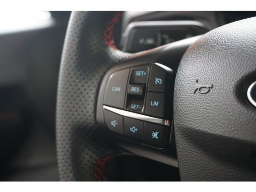 Ford Focus 1.0 EcoBoost Hybrid ST Line X | Sync 4, Groot Scherm Navi | Winter Pakket | AGR-Stoel | ActivLease financial lease