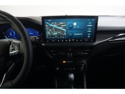 Ford Focus 1.0 EcoBoost Hybrid ST Line X | Sync 4, Groot Scherm Navi | Winter Pakket | AGR-Stoel | ActivLease financial lease