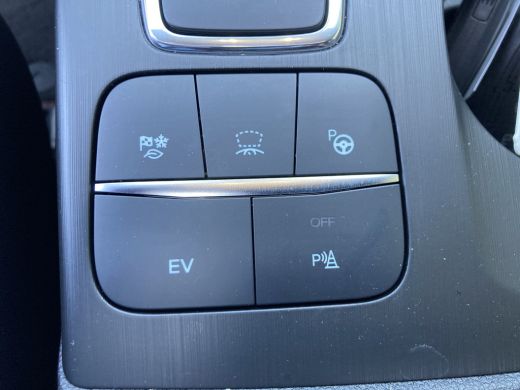 Ford Kuga 2.5 PHEV Graphite Tech Edition Pano | Black Pack | Stoel+stuurverw. | Head-Up | 20'' ActivLease financial lease