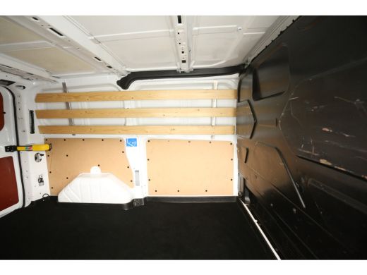 Ford Transit Custom 280 2.0 TDCI L1H1 Airco Cruise Parkeersensoren 3 Persoons Elektrpakket Schuifdeur ActivLease financial lease