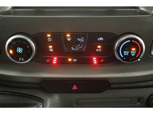 Ford Transit Custom 280 2.0 TDCI L1H1 Limited Airco Cruise Trekhaak Navigatie 3 Persoons Stoelverwarming Elektrpakket ActivLease financial lease