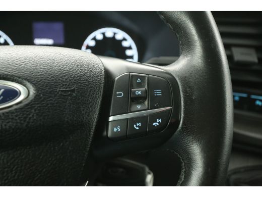 Ford Transit Custom 280 2.0 TDCI L1H1 Limited Airco Cruise Trekhaak Navigatie 3 Persoons Stoelverwarming Elektrpakket ActivLease financial lease