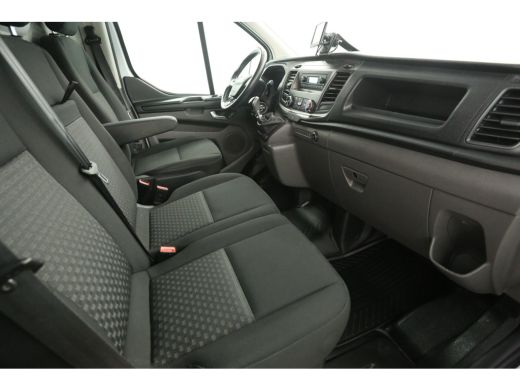 Ford Transit Custom 280 2.0 TDCI L1H1 Limited Airco Cruise Trekhaak Navigatie 3 Persoons Stoelverwarming Elektrpakket ActivLease financial lease