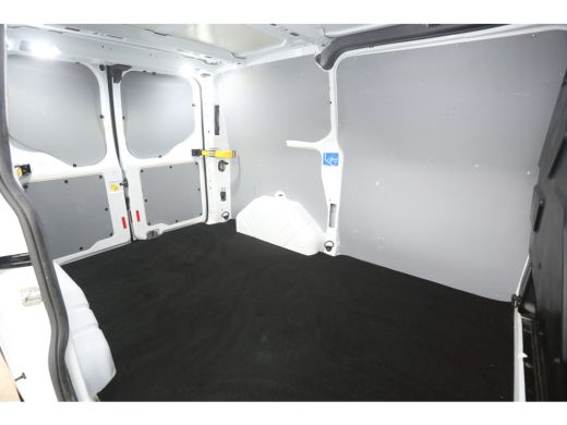 Ford Transit Custom 280 2.0 TDCI L1H1 Limited Airco Cruise Trekhaak Navigatie 3 Persoons Stoelverwarming Elektrpakket ActivLease financial lease