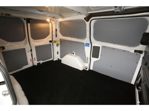Ford Transit Custom 300 2.0 TDCI L1H1 Automaat Airco Cruise LED PDC 3 Persoons 2xSchuifdeur Stoelverw. Elektrpakket ActivLease financial lease