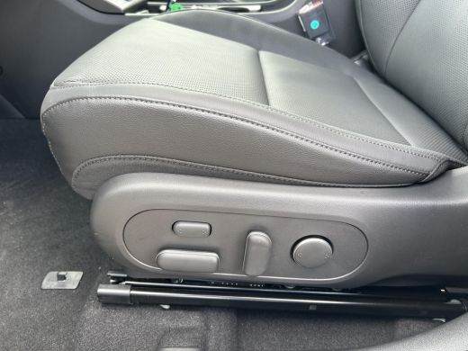 Hyundai KONA Electric Premium 65.4 kWh | Adaptieve Cruise Control | Stoelverwarming | Stuurwielverwarming | Stoelventil... ActivLease financial lease