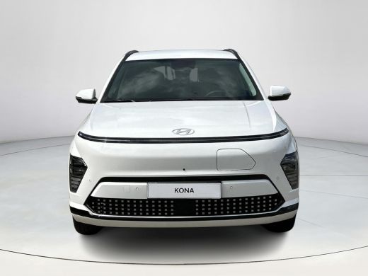 Hyundai Kona Premium 65.4 kWh | 7.500,- korting | Gratis laadstation t.w.v. 589,- | Uit voorraad leverbaar | A... ActivLease financial lease