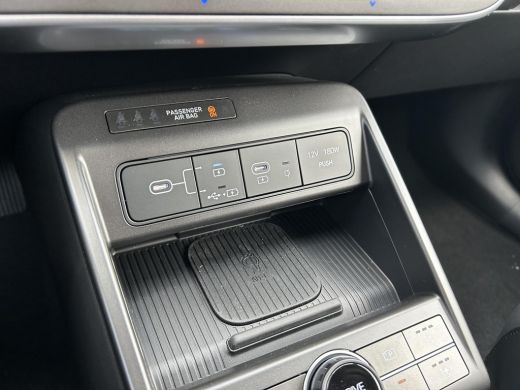 Hyundai KONA Electric Premium 65.4 kWh | Adaptieve Cruise Control | Stoelverwarming | Stuurwielverwarming | Stoelventil... ActivLease financial lease