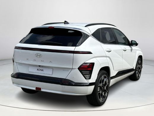 Hyundai Kona Premium 65.4 kWh | 7.500,- korting | Gratis laadstation t.w.v. 589,- | Uit voorraad leverbaar | A... ActivLease financial lease