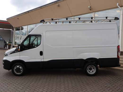 Iveco Daily 35C14V 2.3 136 PK L2H2 3-ZITS *DUBBEL LUCHT* + TREKHAAK 3500 KG | CLIMATE | CRUISE CONTROL ActivLease financial lease