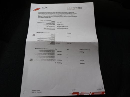 Iveco Daily 35C14V 2.3 136 PK L2H2 3-ZITS *DUBBEL LUCHT* + TREKHAAK 3500 KG | CLIMATE | CRUISE CONTROL ActivLease financial lease