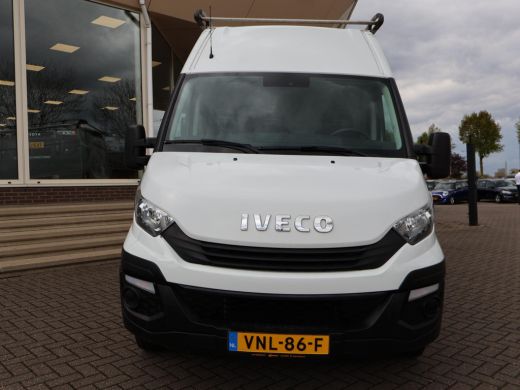 Iveco Daily 35C14V 2.3 136 PK L2H2 3-ZITS *DUBBEL LUCHT* + TREKHAAK 3500 KG | CLIMATE | CRUISE CONTROL ActivLease financial lease
