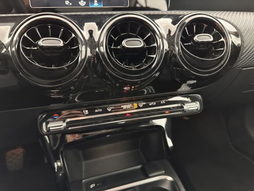 Mercedes A-Klasse 160 D *FULL-LED | WIDE-SCREEN-DIGI-COCKPIT | NAVI-FULLMAP | CAMERA | COMFORT-SEATS | ECC | PDC | ... ActivLease financial lease