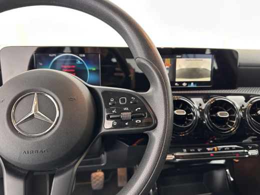 Mercedes A-Klasse 160 D *FULL-LED | WIDE-SCREEN-DIGI-COCKPIT | NAVI-FULLMAP | CAMERA | COMFORT-SEATS | ECC | PDC | ... ActivLease financial lease