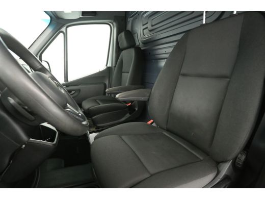 Mercedes Sprinter 315 1.9 CDI L2H2 150PK 3500KG Trekgew. Automaat Airco Camera Carplay Cruise Navigatie Elektrpakke... ActivLease financial lease