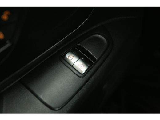 Mercedes Vito 114 CDI Lang Airco Cruisecontrol Elektrpakket Schuifdeur Trekhaak ActivLease financial lease