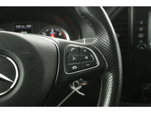 Mercedes Vito 114 CDI Lang Automaat Airco Camera Carplay Cruise Navigatie 3 Persoons 18''LMV Trekhaak ActivLease financial lease