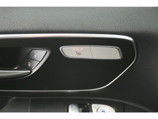 Mercedes Vito 114 CDI Lang Automaat Airco Camera Carplay Cruise Navigatie 3 Persoons 18''LMV Trekhaak ActivLease financial lease