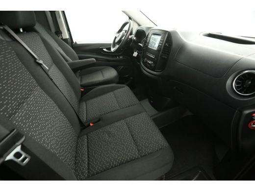 Mercedes Vito 114 CDI Lang Automaat Airco Camera Carplay Cruise Navigatie 3 Persoons 18''LMV Trekhaak ActivLease financial lease