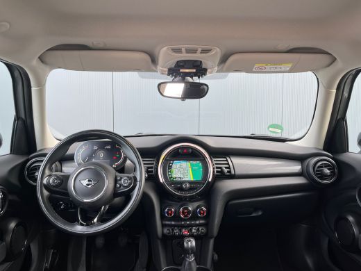 Mini Cooper 1.5 136pk Business Edition Climate control | Boordcomputer | Cruise control | Lichtmetalen velgen... ActivLease financial lease