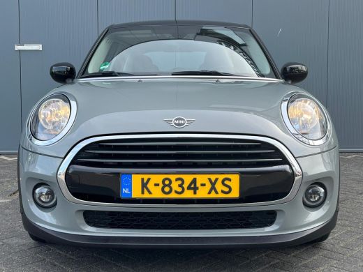 Mini Cooper 1.5 136pk Business Edition Climate control | Boordcomputer | Cruise control | Lichtmetalen velgen... ActivLease financial lease