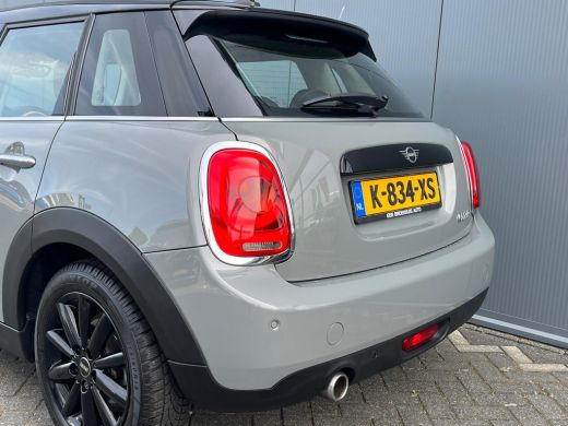 Mini Cooper 1.5 136pk Business Edition Climate control | Boordcomputer | Cruise control | Lichtmetalen velgen... ActivLease financial lease