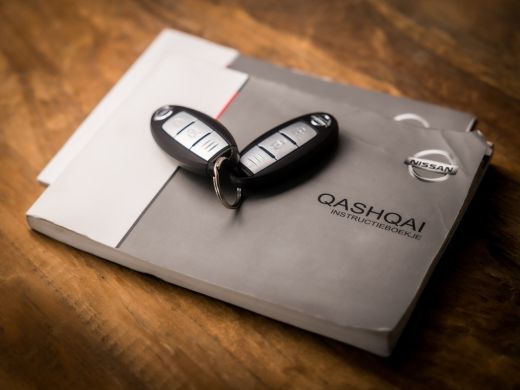 Nissan QASHQAI 1.2 N-Vision Sport (PANORAMADAK, NAVIGATIE, CLIMATE, 360 CAMERA, SPORTSTOELEN, GETINT GLAS, XENON... ActivLease financial lease