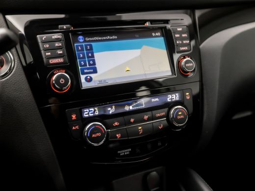 Nissan QASHQAI 1.2 N-Vision Sport (PANORAMADAK, NAVIGATIE, CLIMATE, 360 CAMERA, SPORTSTOELEN, GETINT GLAS, XENON... ActivLease financial lease