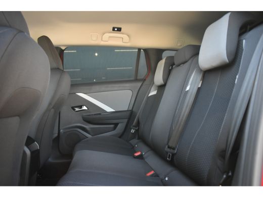 Opel Astra Sports Tourer Opel 1.2 Level 2 | Navigatie By App | Parkeersensoren | Cruise Control | Draadloos ... ActivLease financial lease