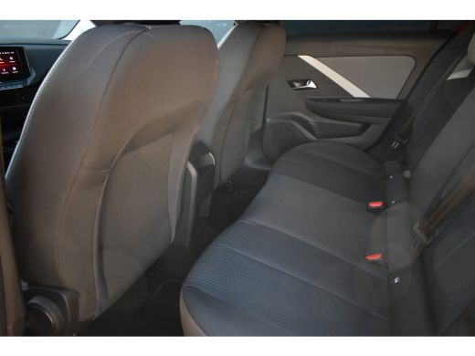 Opel Astra Sports Tourer Opel 1.2 Level 2 | Navigatie By App | Parkeersensoren | Cruise Control | Draadloos ... ActivLease financial lease