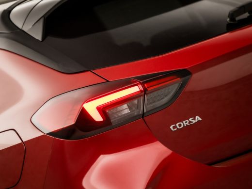 Opel Corsa 1.2 GS Line (DIGITAL COCKPIT, APPLE CARPLAY, GROOT NAVI, CLIMATE, LEDER, GETINT GLAS, KEYLESS, SP... ActivLease financial lease