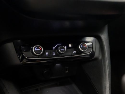 Opel Corsa 1.2 GS Line (DIGITAL COCKPIT, APPLE CARPLAY, GROOT NAVI, CLIMATE, LEDER, GETINT GLAS, KEYLESS, SP... ActivLease financial lease