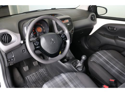 Peugeot 108 1.0 e-VTi Active 72 | Airco | LED dagrijverlichting | Bluetooth | ActivLease financial lease