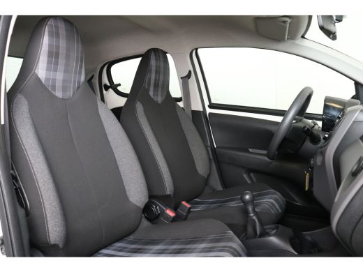 Peugeot 108 1.0 e-VTi Active 72 | Airco | LED dagrijverlichting | Bluetooth | ActivLease financial lease